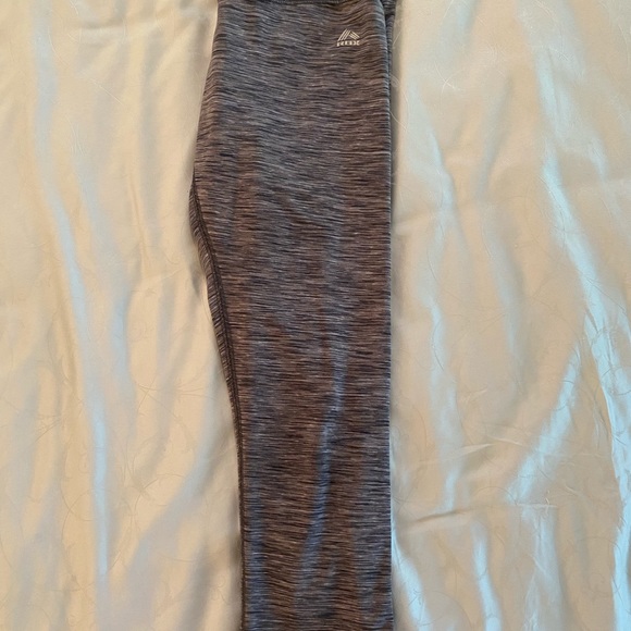 Gray Capri leggings, size 4/6 - Picture 1 of 1